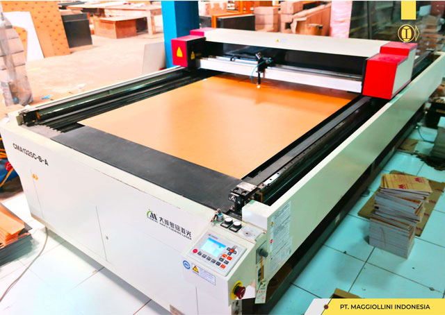 Mesin Laser Cutting