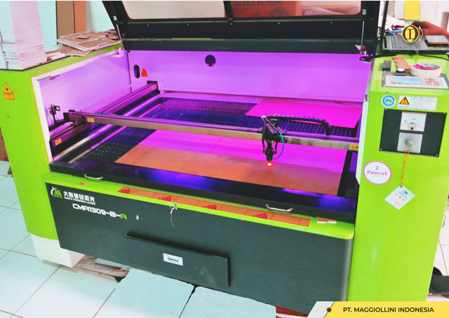 Mesin Laser Cutting
