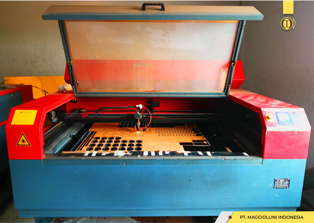 Mesin Laser Cutting